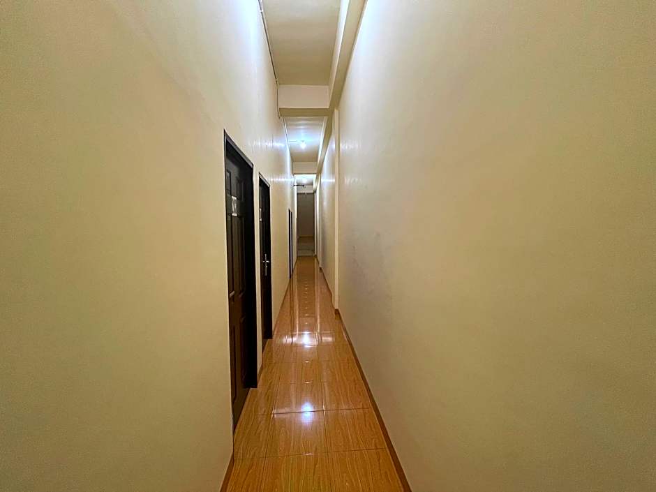 Ramelau near AP Pettarani By RedDoorz – Makassar, CA