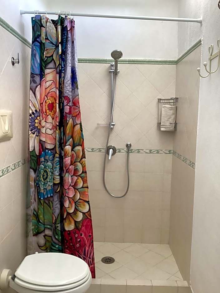 Casetta Minghitto Relaxing rooms in Capri