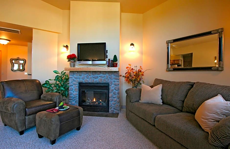 Icicle Village Resort