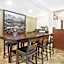 Super 8 by Wyndham Riverton