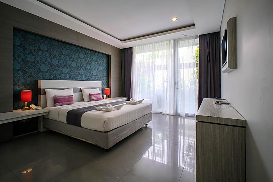 Transera Kamini Legian Hotel