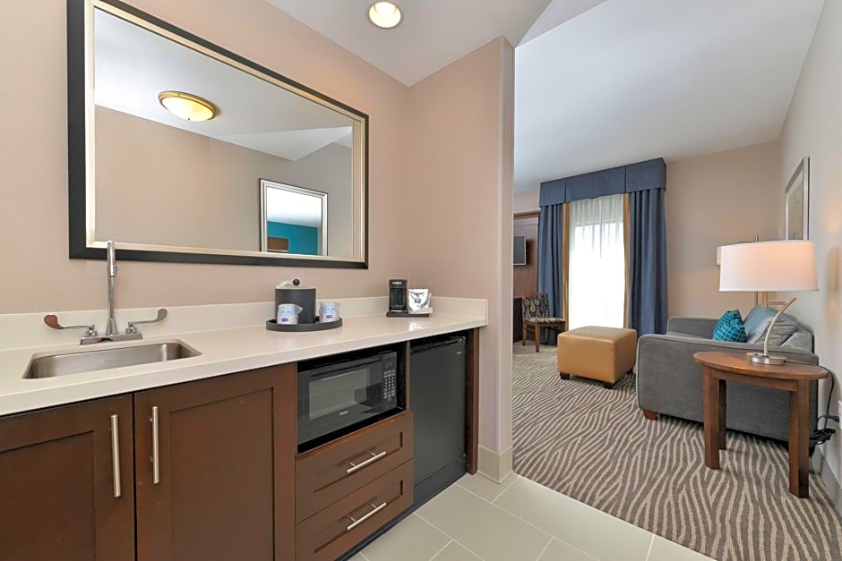 Hampton Inn By Hilton & Suites Des Moines Downtown