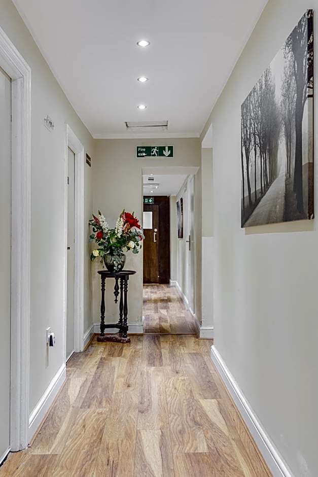 1 Lexham Gardens Hotel