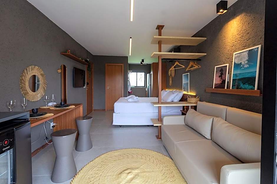 Gamboa Patacho just 190 m from Praia do Patacho, on the Rota dos Milagres.