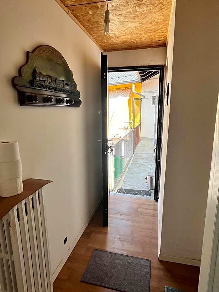 Room Saronno + B&B