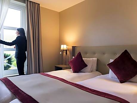 Classic Double or Twin Room with Single Bed or Sofa Bed