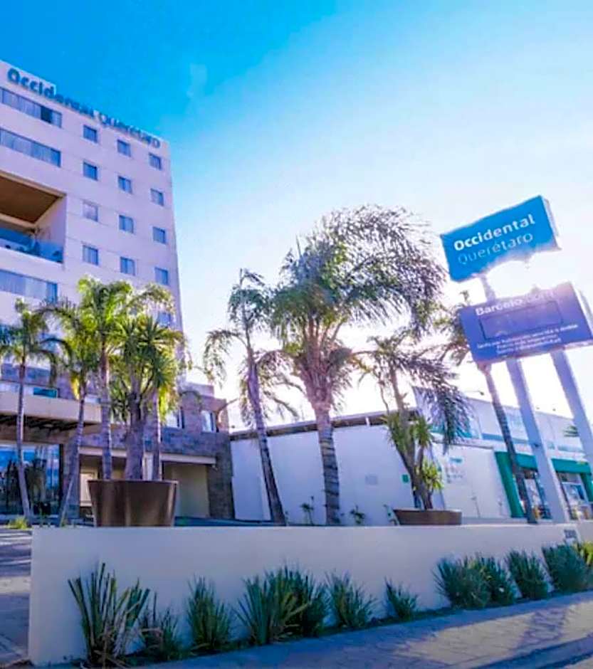 Crown Victoria Hotel