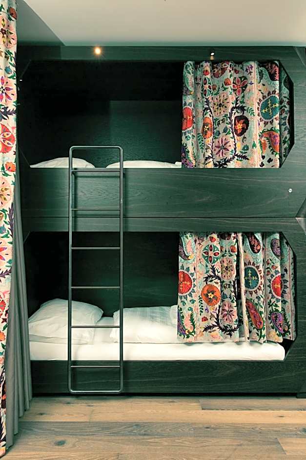 Hinterwies – Ski In / Lodge / Dine