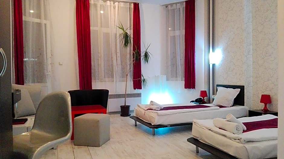 Scotty's Boutique Hotel