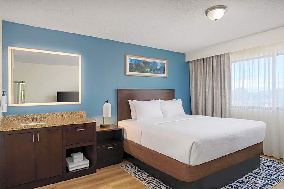 Embassy Suites By Hilton Hotel Seattle-Tacoma International Airport
