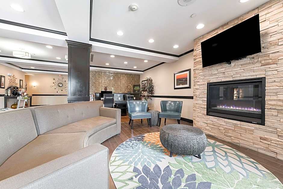 La Quinta Inn & Suites by Wyndham Auburn