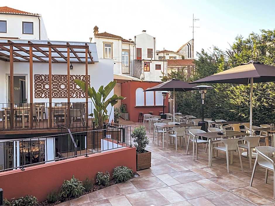 PATE'O Hostel & Suites