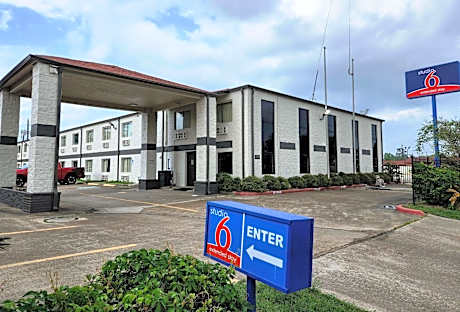 Studio 6 Channelview TX Baytown West