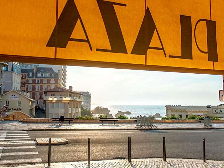 Hotel Plaza Biarritz Plage - Handwritten Collection