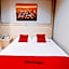 RedDoorz Plus near Sultan Hasanuddin Airport