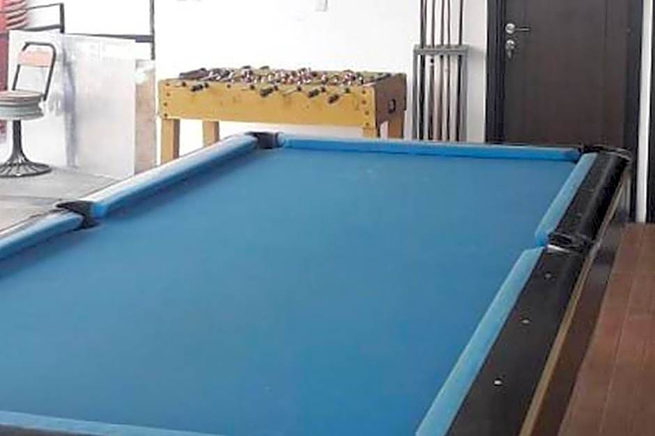 RedDoorz Plus @ Doorman Guest House