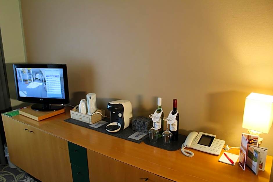 Photo 1 of 12 of Suite