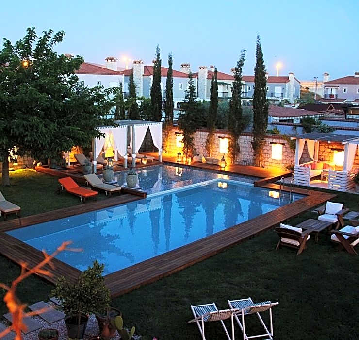 Alacati Cadde 75 Luxury Hotel