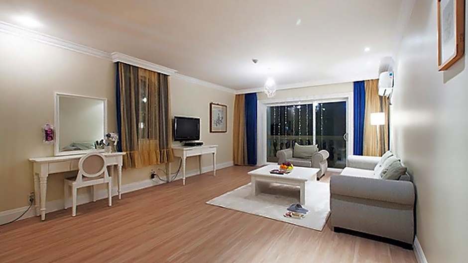 Yangyang Golden Bay Pension