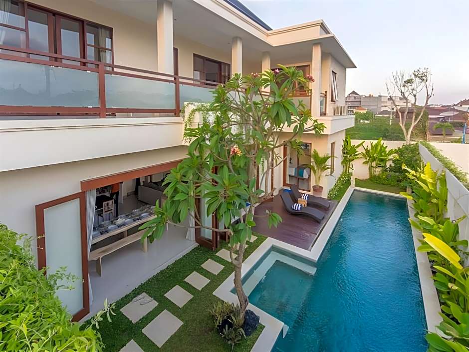 Villa Tepi Sungai