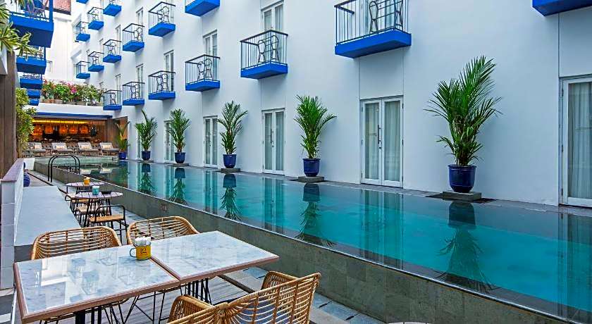 Kampi Hotel Legian 