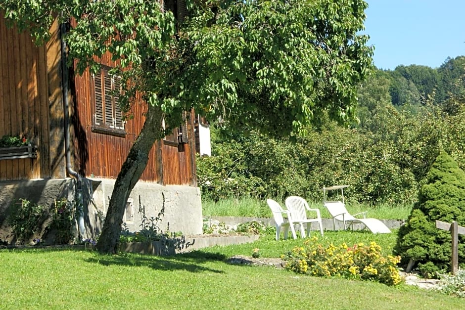 Gästehaus Alpina in Fanas