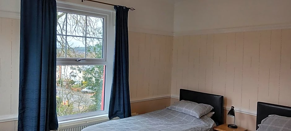 Ty Castell Guest House