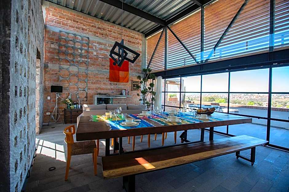 Departamento en planta baja con patio, dos habitaciones con dos ba¿os completos sala y cocina integral Vistas desde la azotea de