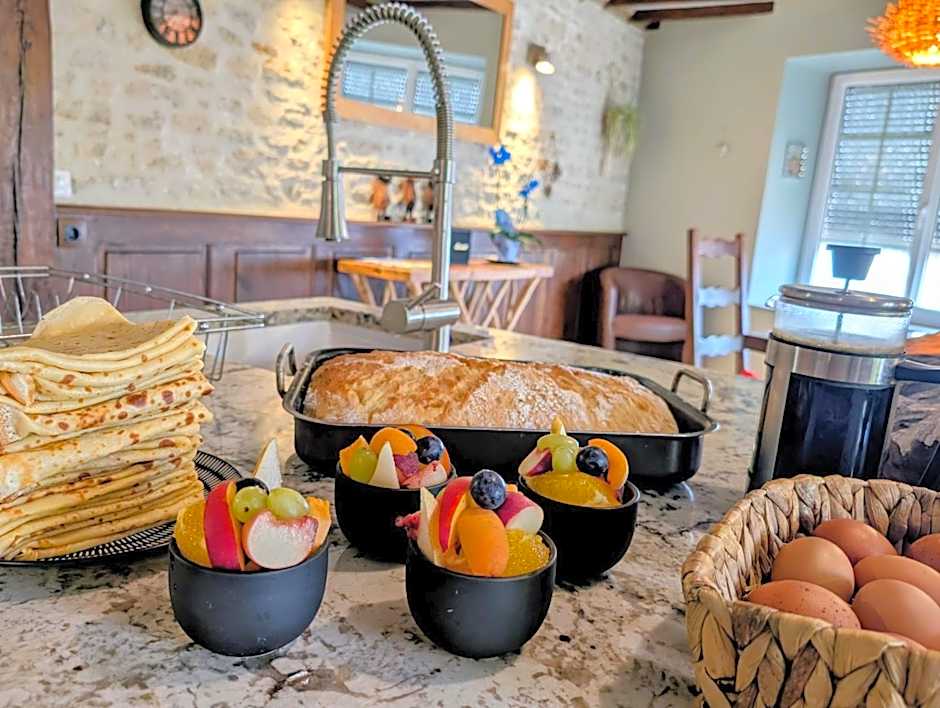 Heritage stone house BnB with Gourmet Breakfast - Chambres d'hôtes de charme entre Bayeux et les plages du débarquement