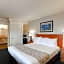 Newport Channel Inn