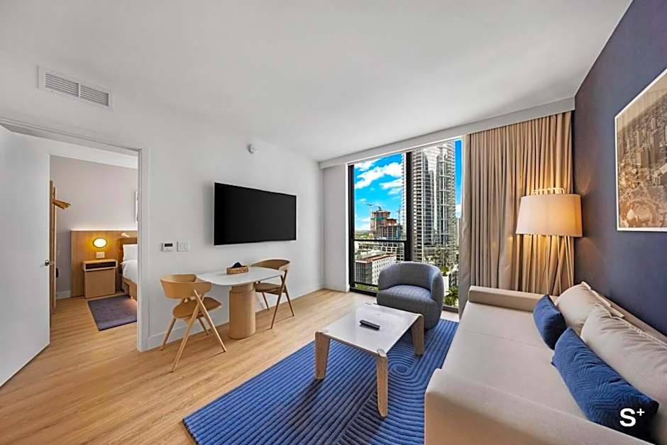 Gale Residence in Downtown Miami