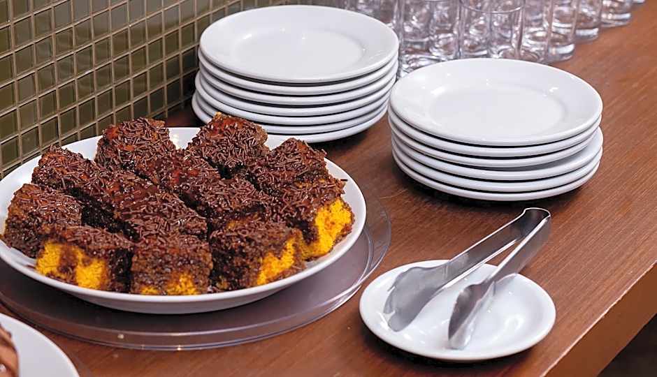 Roochelle Corporate Hotel