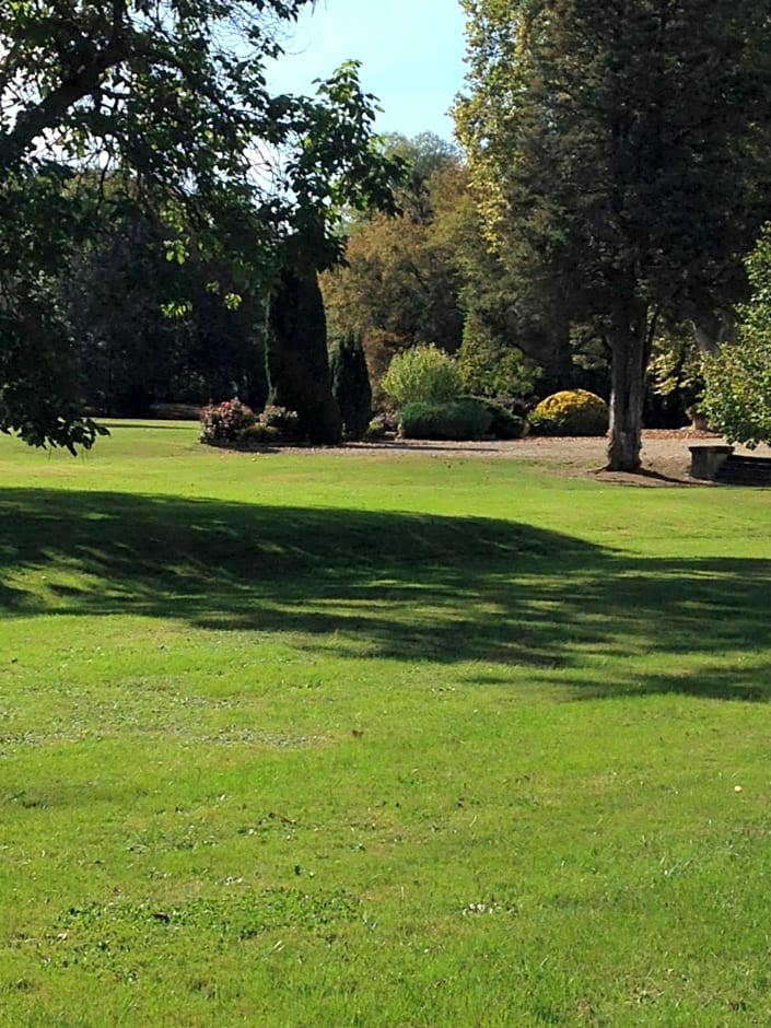 Chateau du Val Larbont