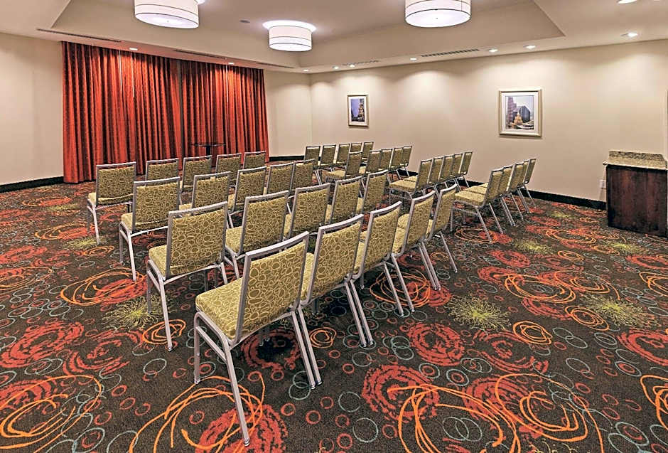 La Quinta Inn & Suites by Wyndham Houston Willowbrook