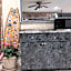 Hole Inn the Wall Hotel - Fort Walton Beach - Sunset Plaza - near Beaches & Hurlburt