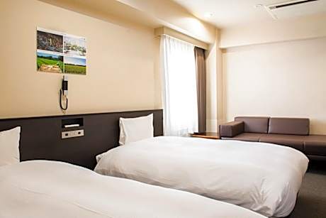 Superior Twin Room - Non-Smoking