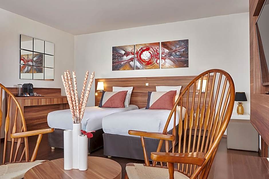 Hotel Gatsby by HappyCulture