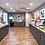 Hampton Inn By Hilton and Suites at Wisconsin Dells Lake Delton WI
