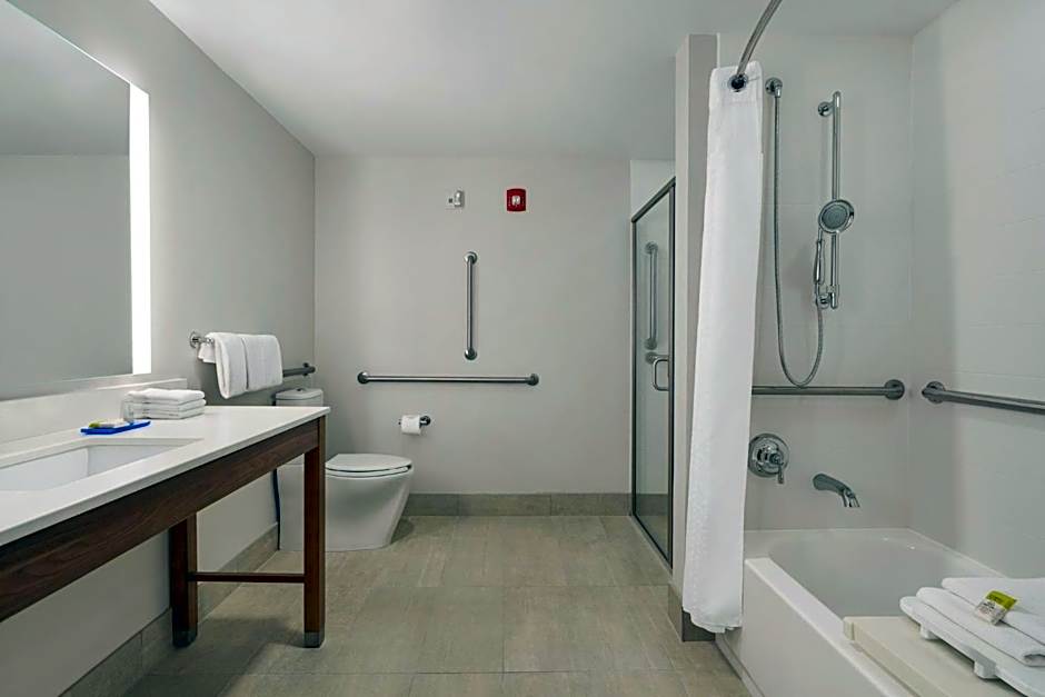 Holiday Inn Express Hotel & Suites Mount Pleasant - Charleston By IHG