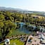 El LAGO HOTEL by Luoxo