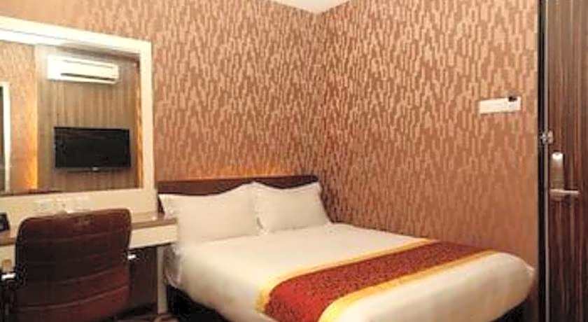 Golden Valley Hotel