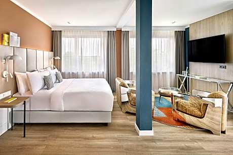 Terrace, Studio, 1 King, City view