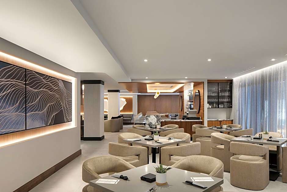 AC Hotel by Marriott Old Montreal