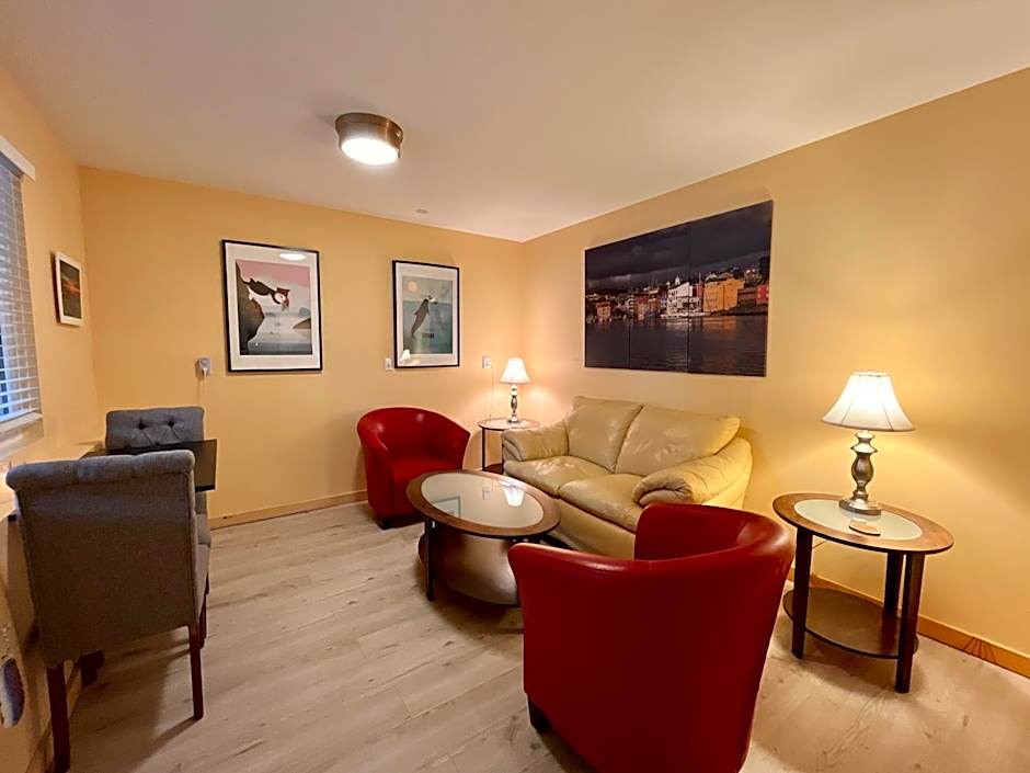 Frigon Suite -Waterfront