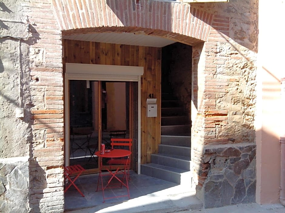 Studios Meublés du Centre Village