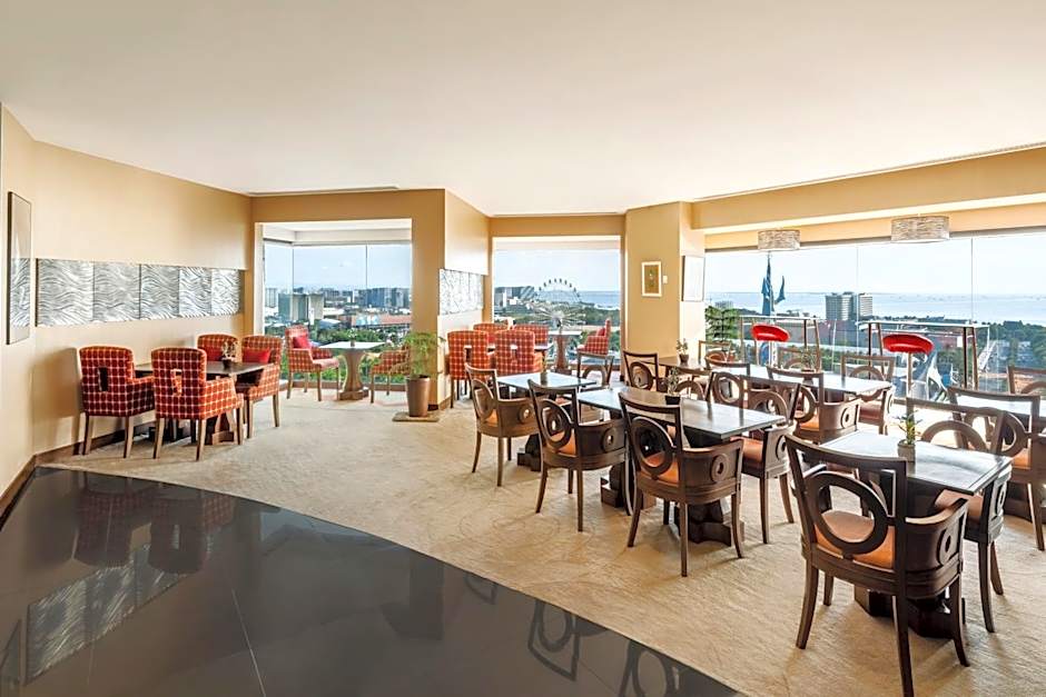 Jen Manila by Shangri-La