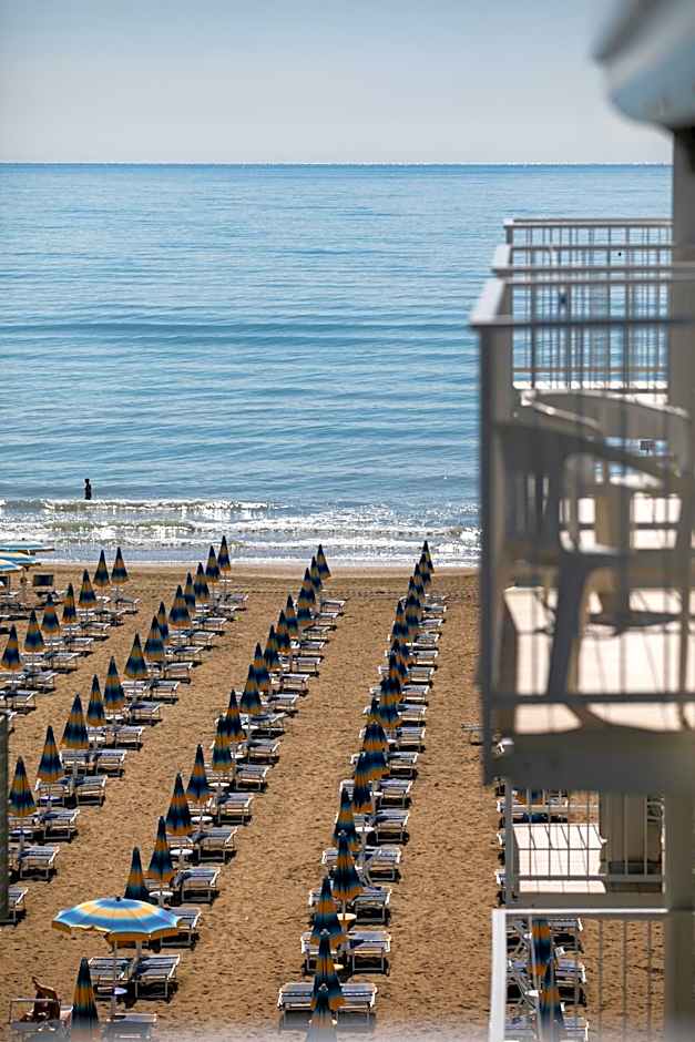 Hotel Boston 3 Stelle Superior Frontemare