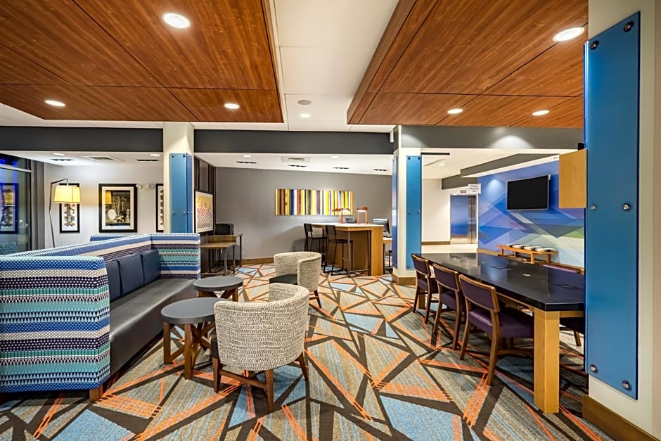 Holiday Inn Express & Suites Greenville SE - Simpsonville By IHG