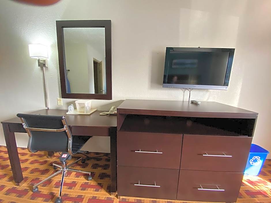 Photo 1 of 7 of 2 Double Beds, Nonsmoking