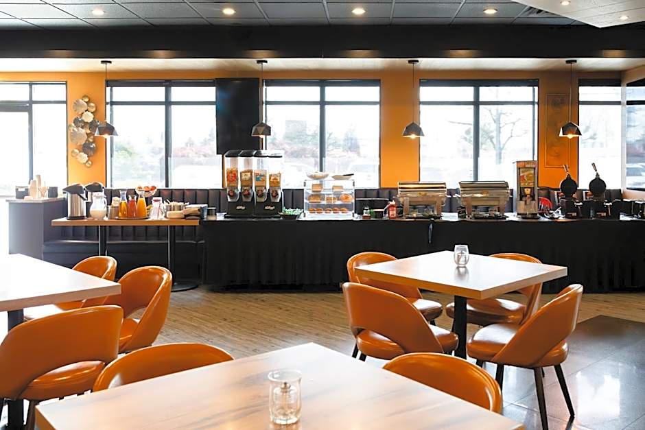 Ramada by Wyndham Surrey/Langley